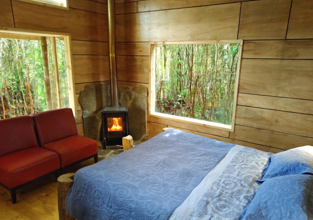 Cabanas Los Cantos Del Chucao 푸에르토바라스 외부 사진