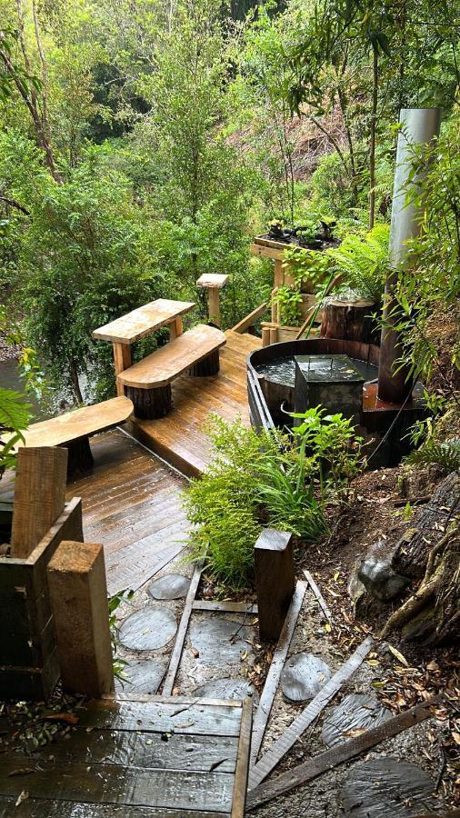 Cabanas Los Cantos Del Chucao 푸에르토바라스 외부 사진