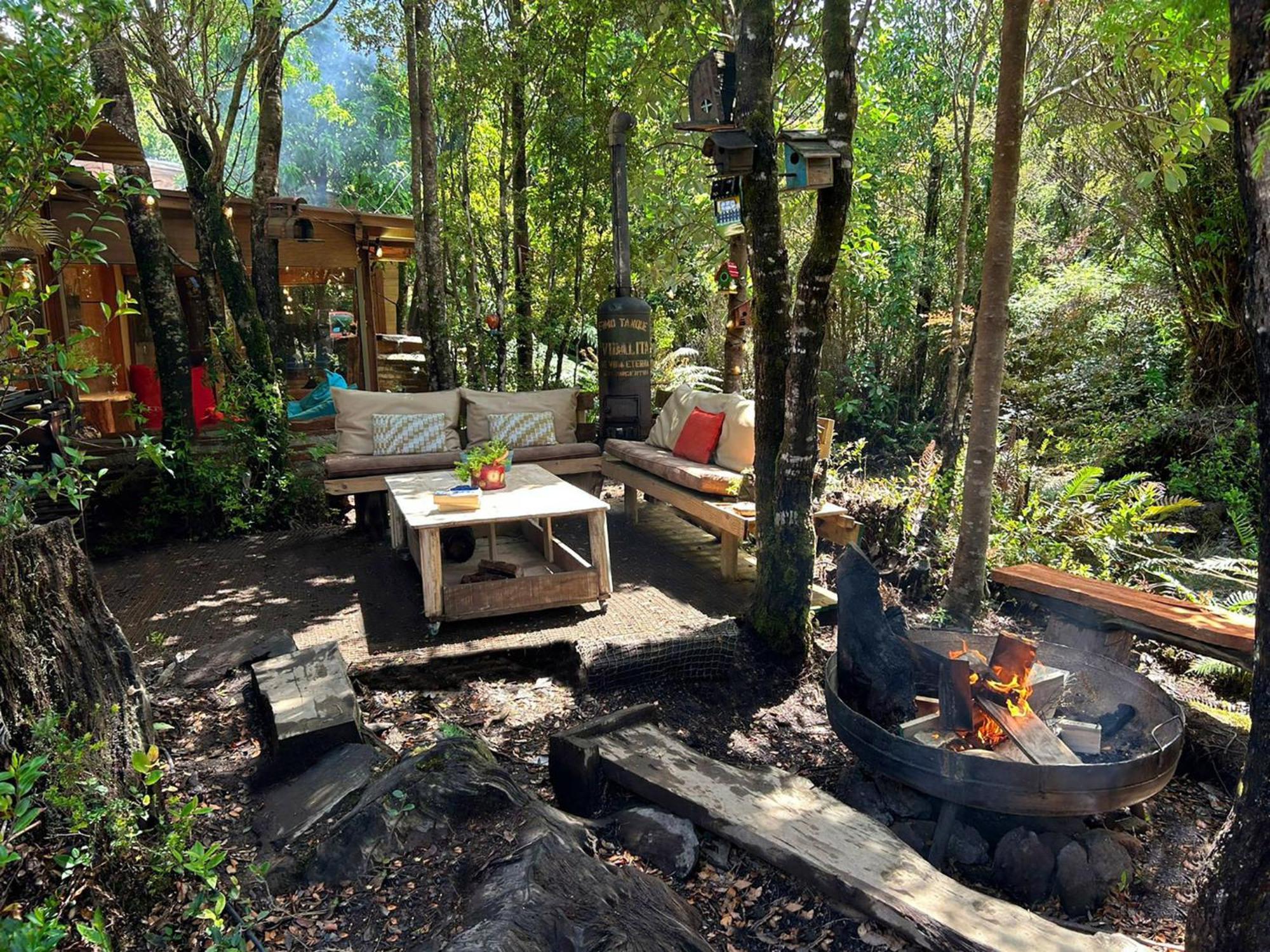 Cabanas Los Cantos Del Chucao 푸에르토바라스 외부 사진